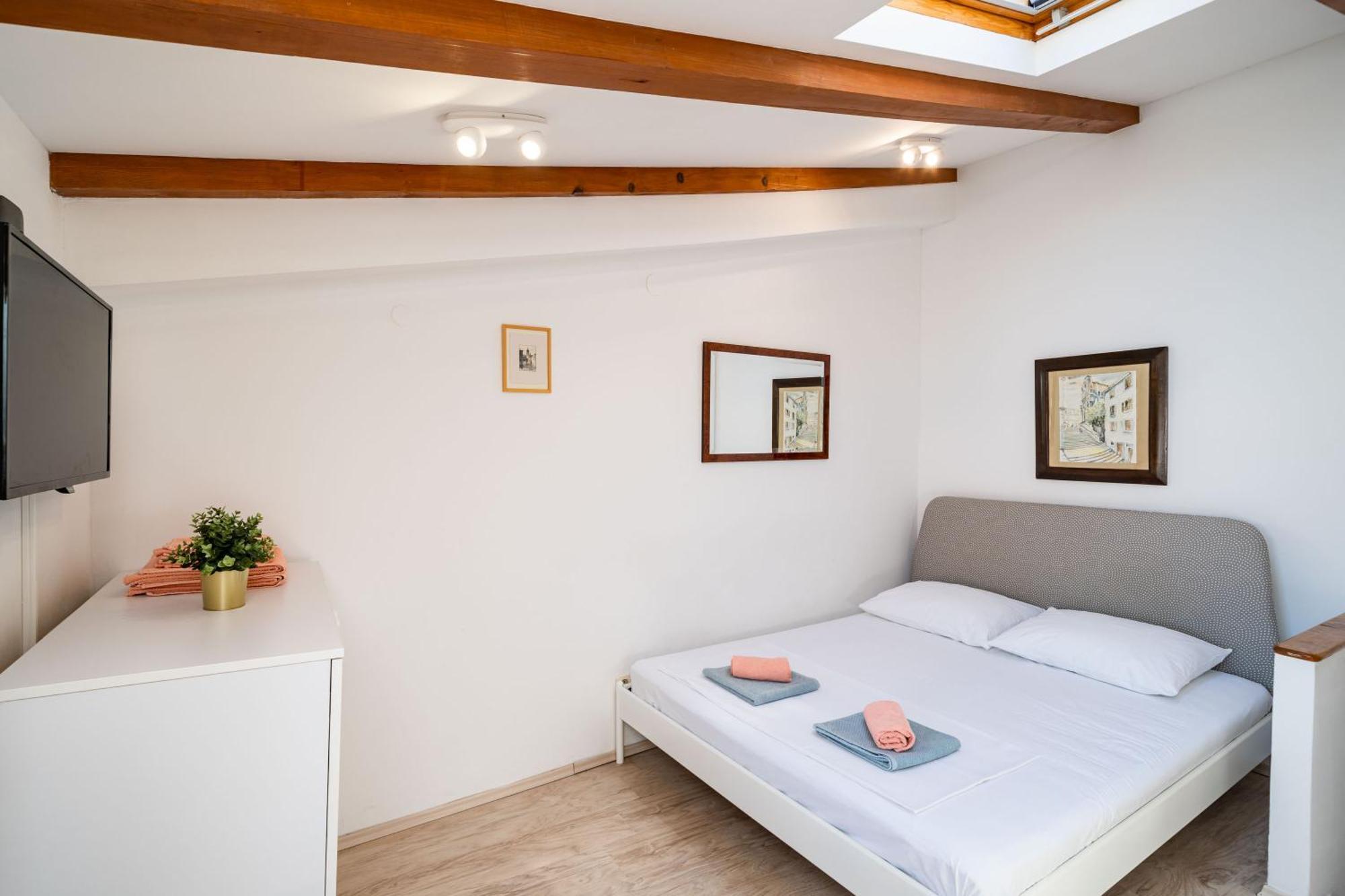 Lovely Holiday House Othello Next To The Buza Beach Dubrovnik Exterior photo